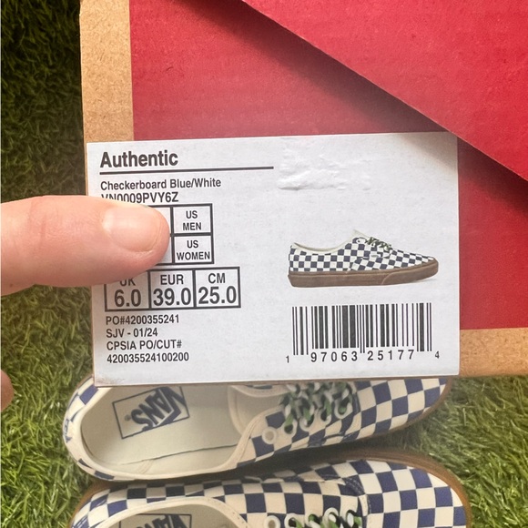 VANS CHECKERBOARD AUTHENTIC blue/whate - Picture 2 of 10